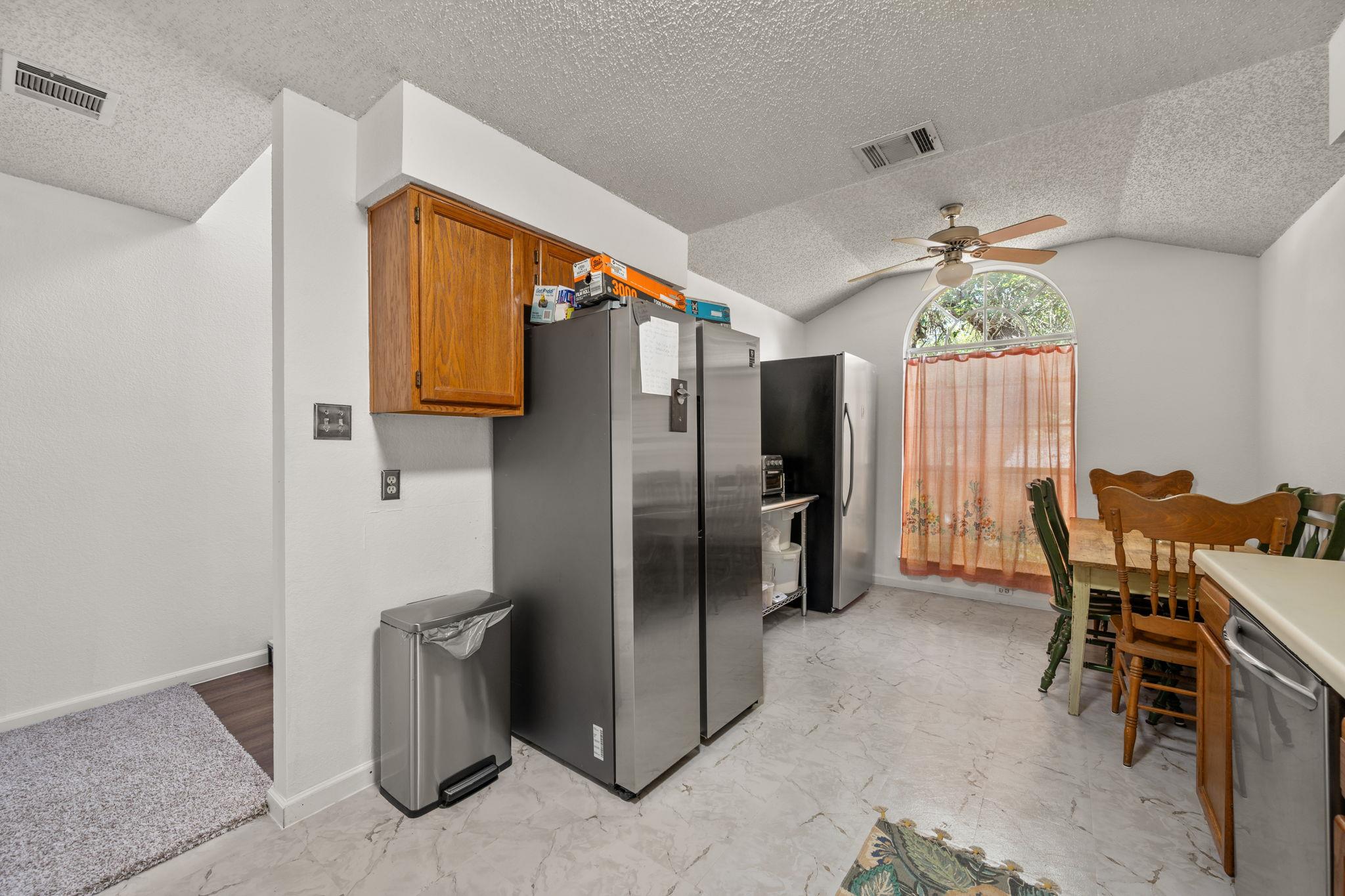 10429 Hess Dr, Austin, TX 78748