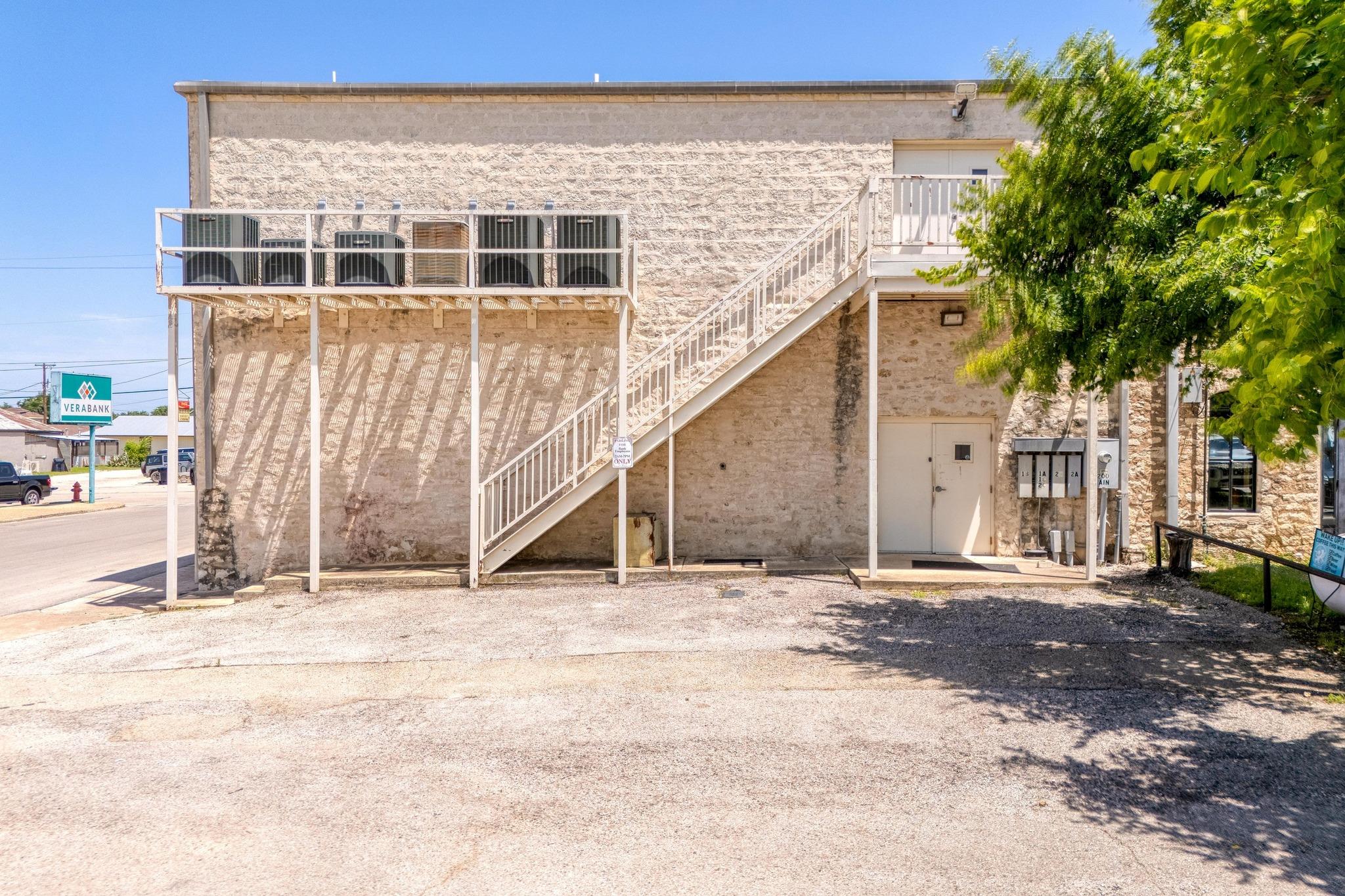 200 E Main St, Florence, TX 76527