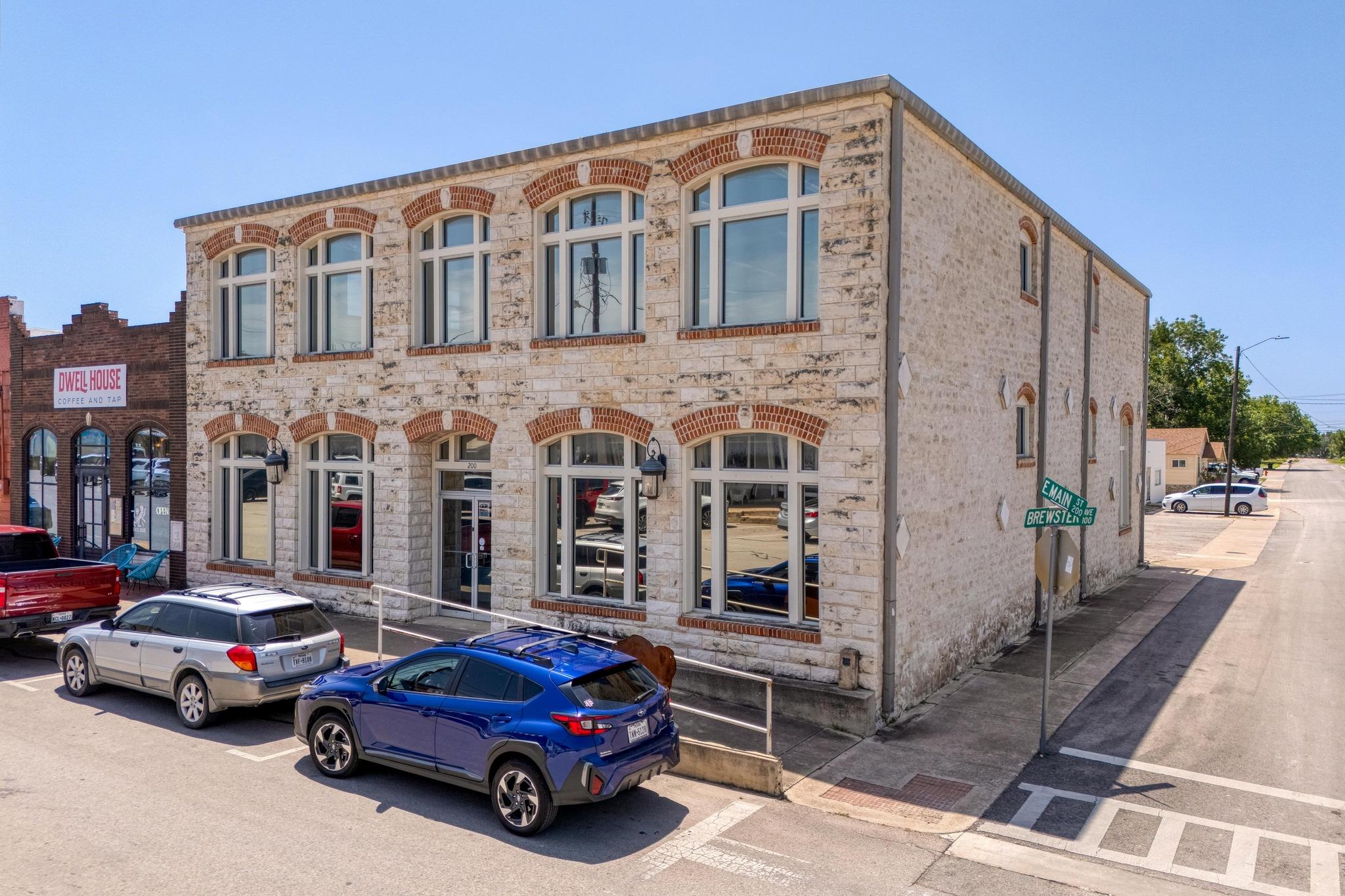 200 E Main St, Florence, TX 76527