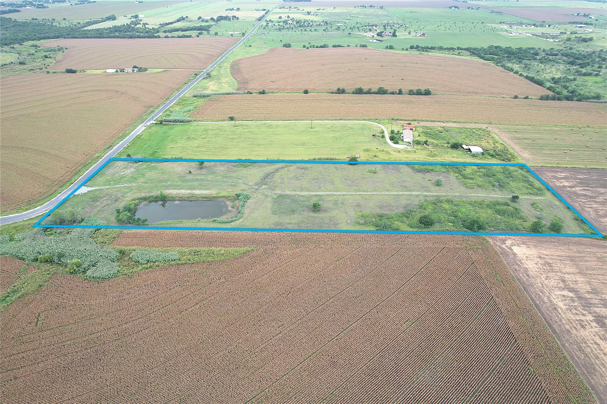 1700 County Road 406, Taylor, TX 76574