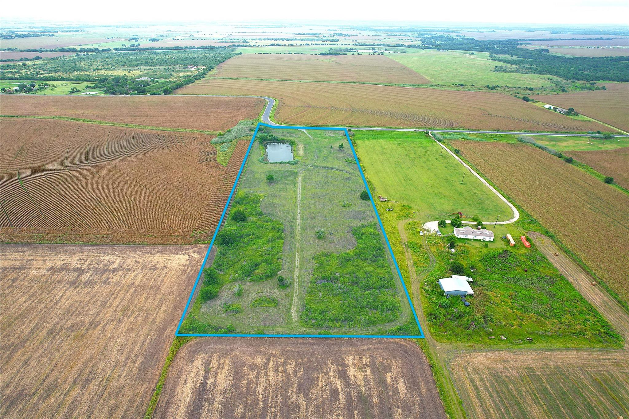 1700 County Road 406, Taylor, TX 76574