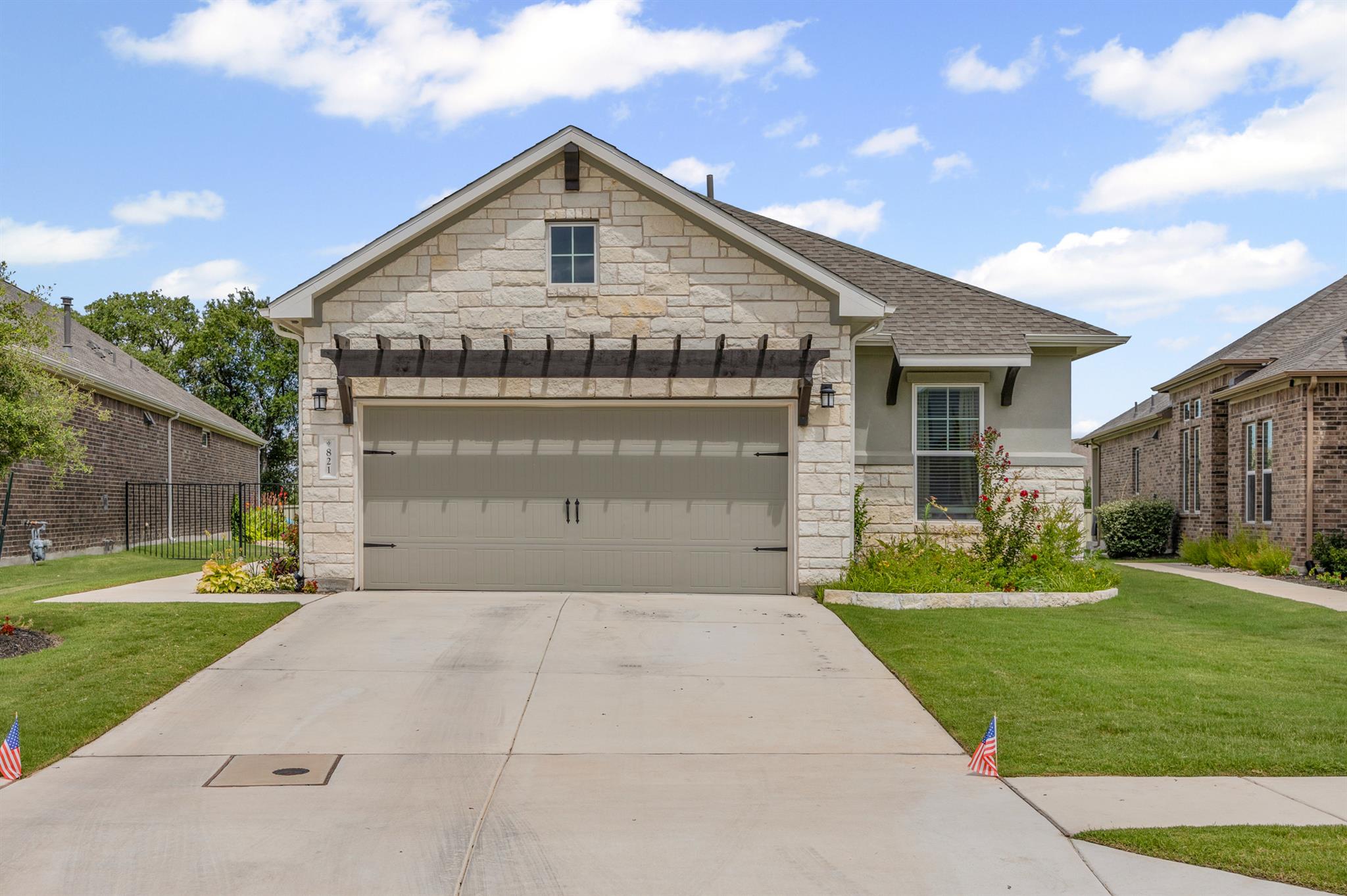821 Faith Dr, Liberty Hill, TX 78642