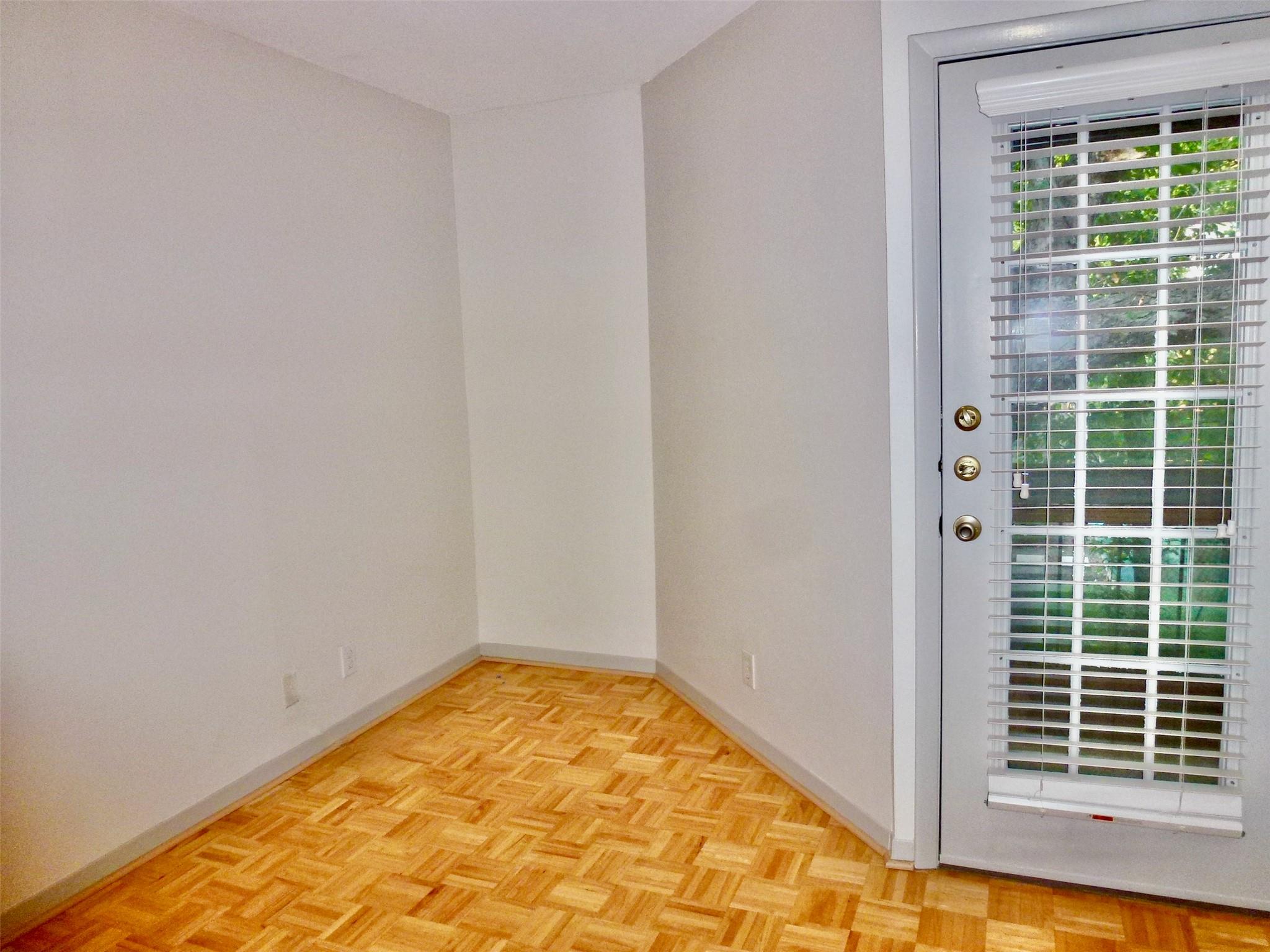 601 Hearn St # 207, Austin, TX 78703