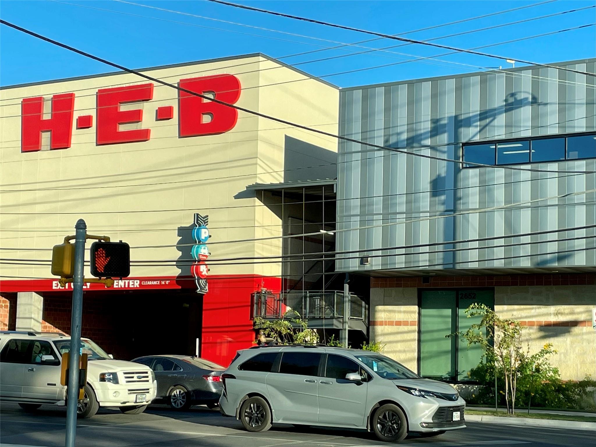 601 Hearn St # 207, Austin, TX 78703