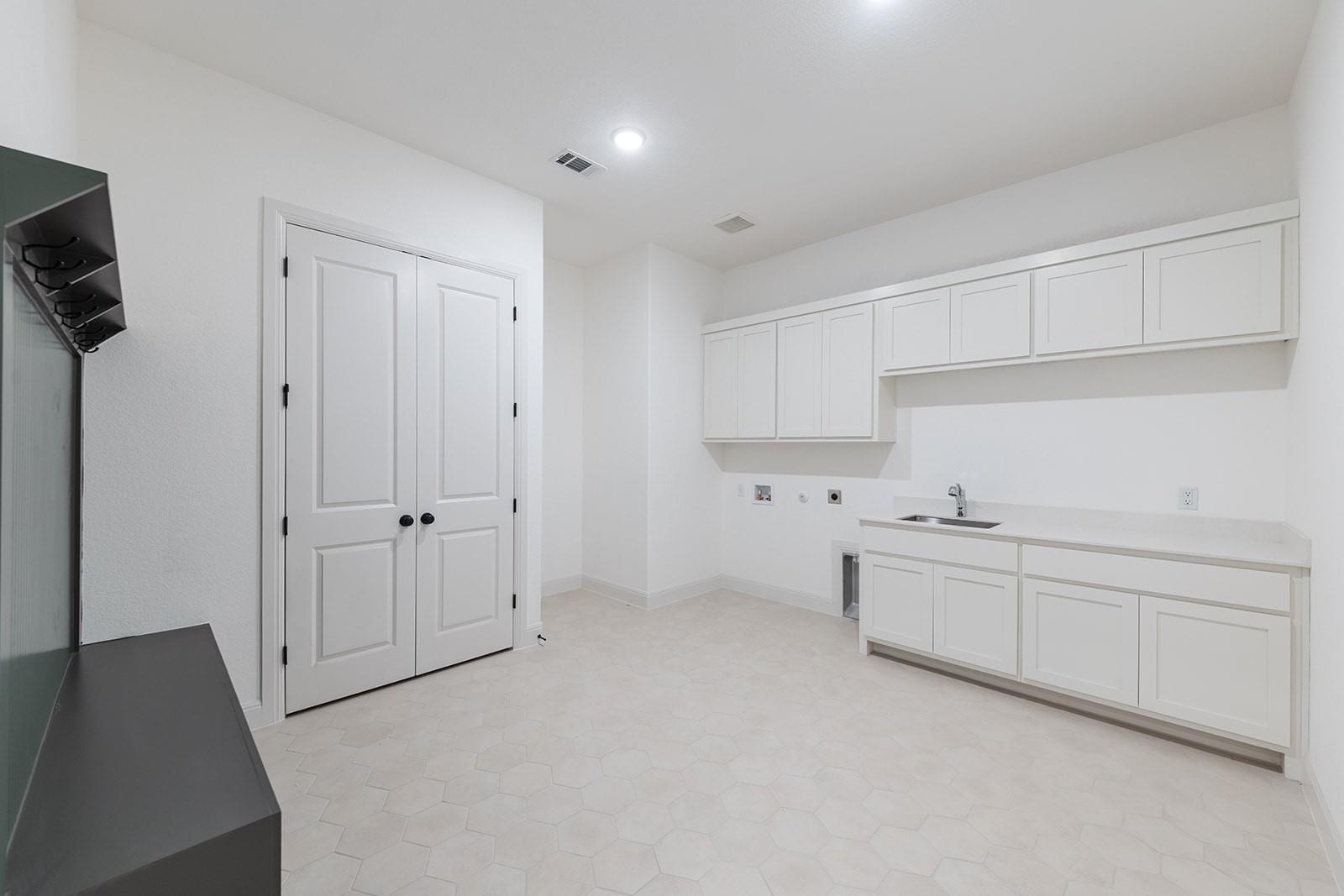 2000 Crimson Sunset Dr, Georgetown, TX 78628