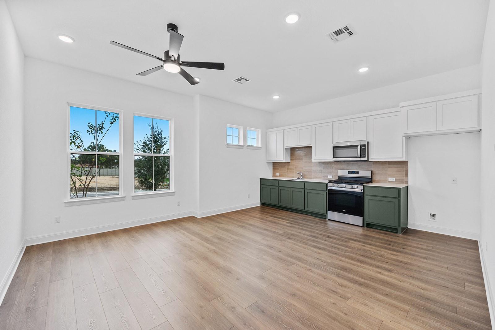 2000 Crimson Sunset Dr, Georgetown, TX 78628