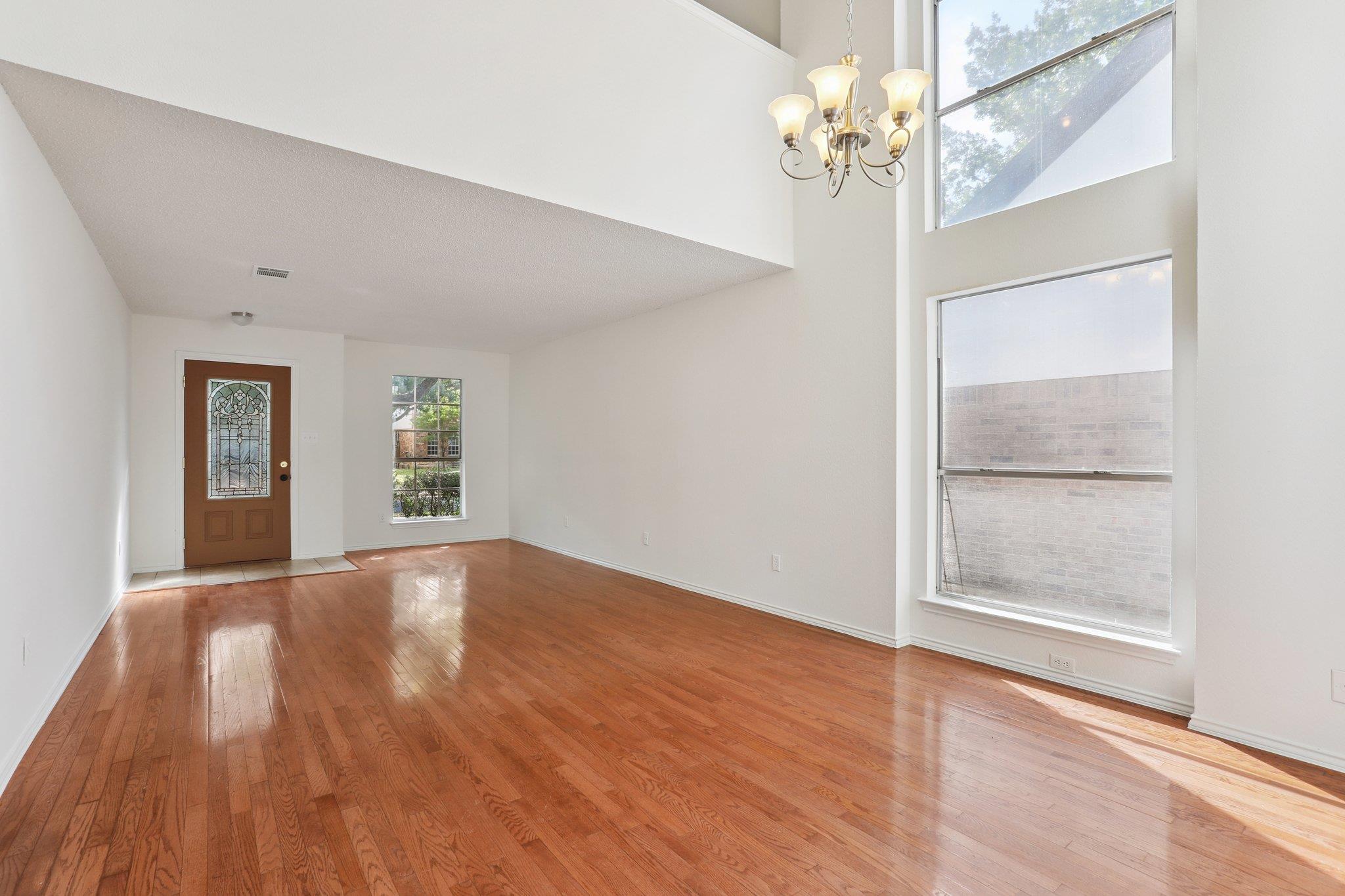 13302 Black Canyon Dr, Austin, TX 78729