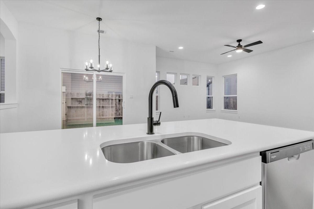 8609 San Giano Cv, Round Rock, TX 78665