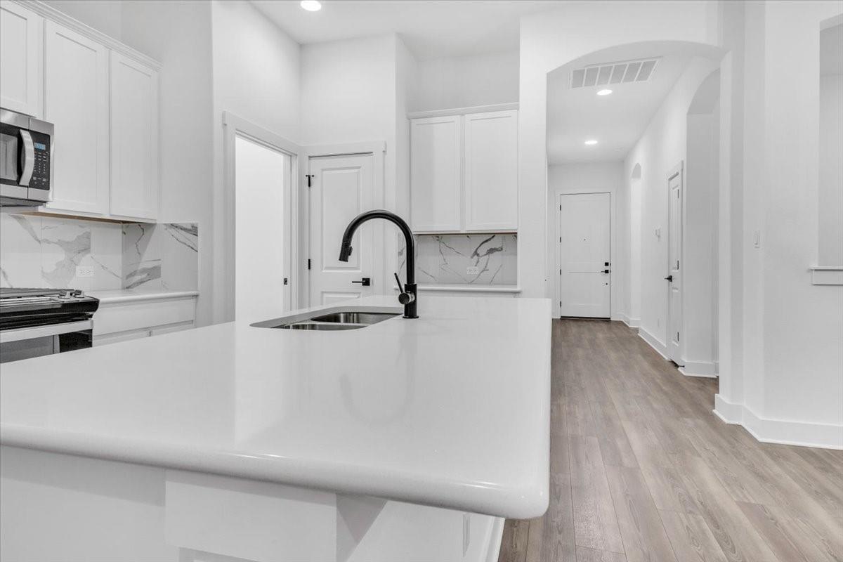 8609 San Giano Cv, Round Rock, TX 78665