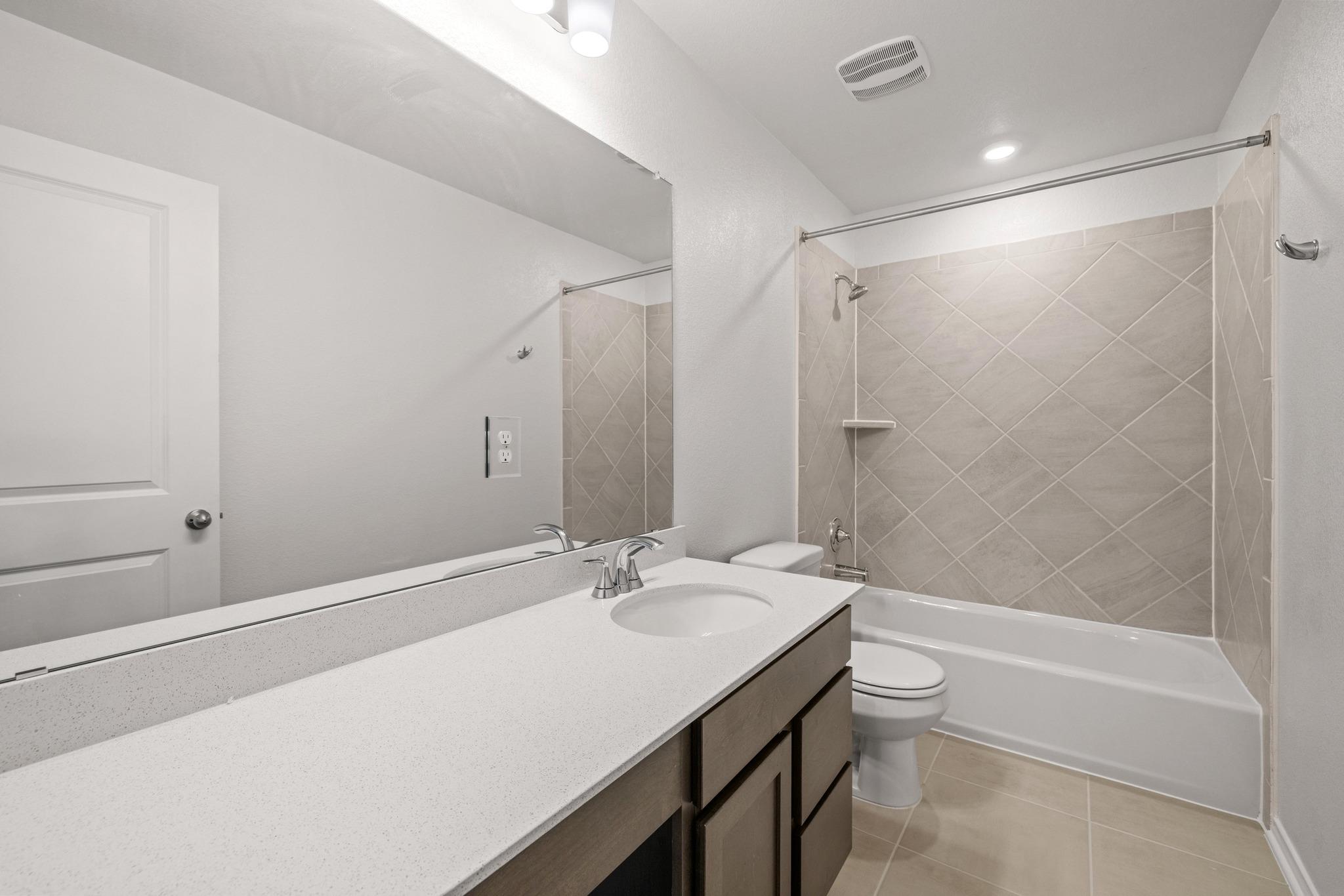 260 Feathers St, Jarrell, TX 76537
