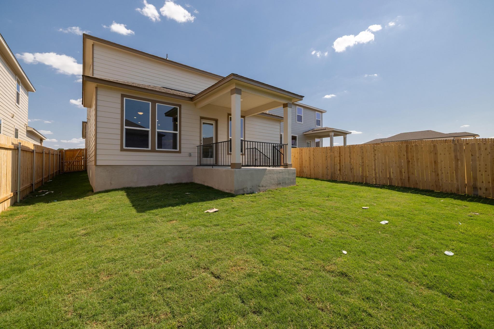 260 Feathers St, Jarrell, TX 76537