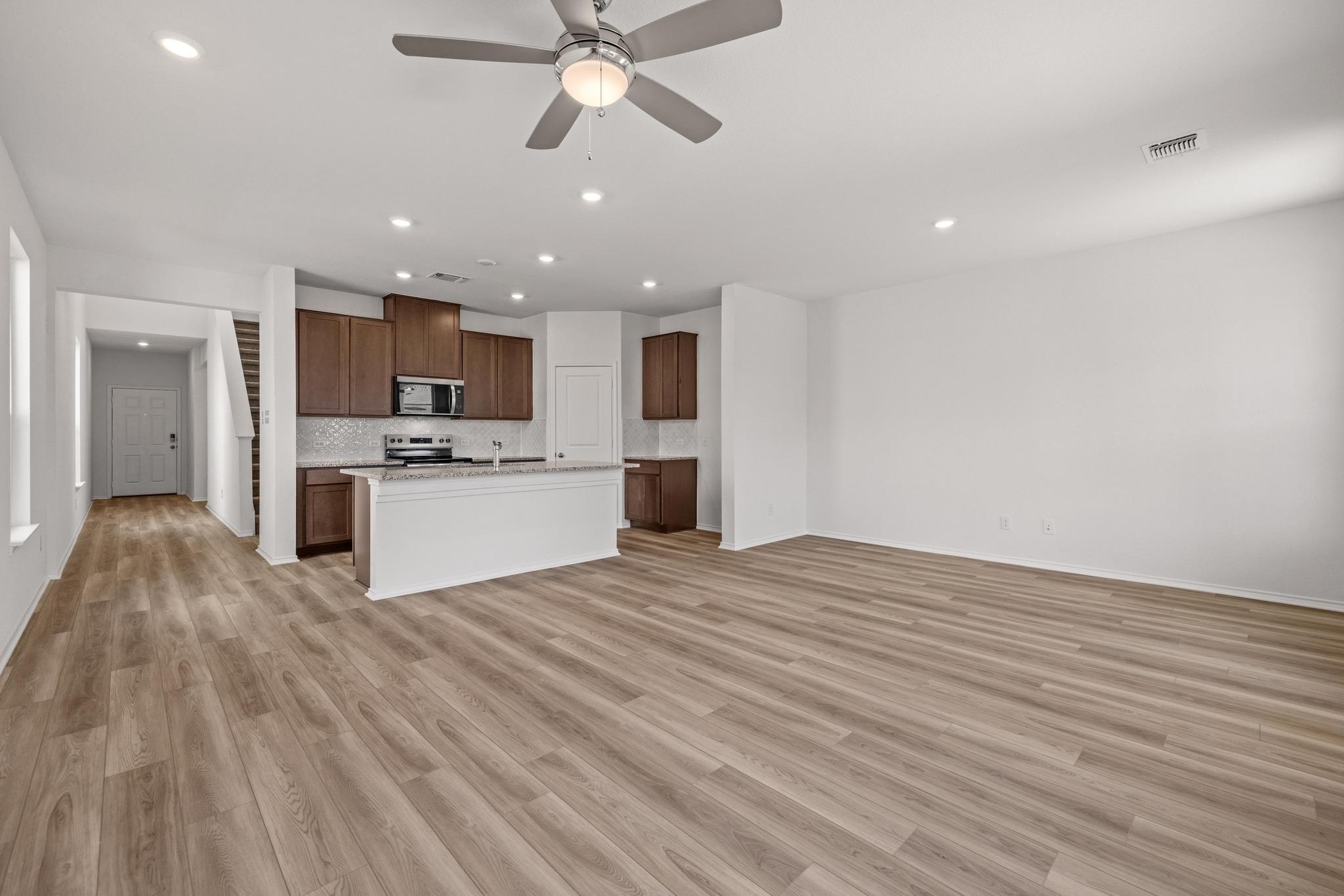 260 Feathers St, Jarrell, TX 76537