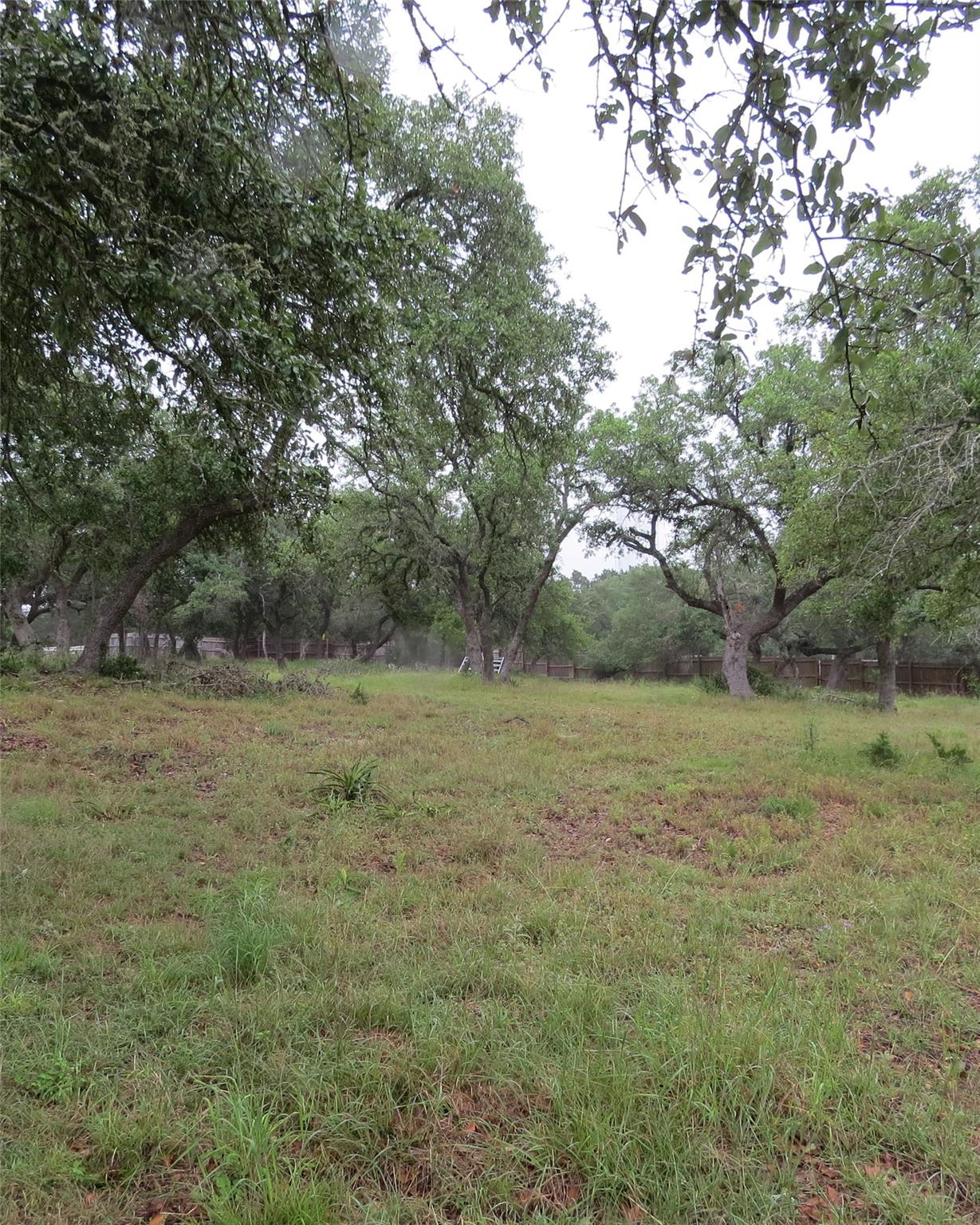 12 Pecos Dr, Wimberley, TX 78676