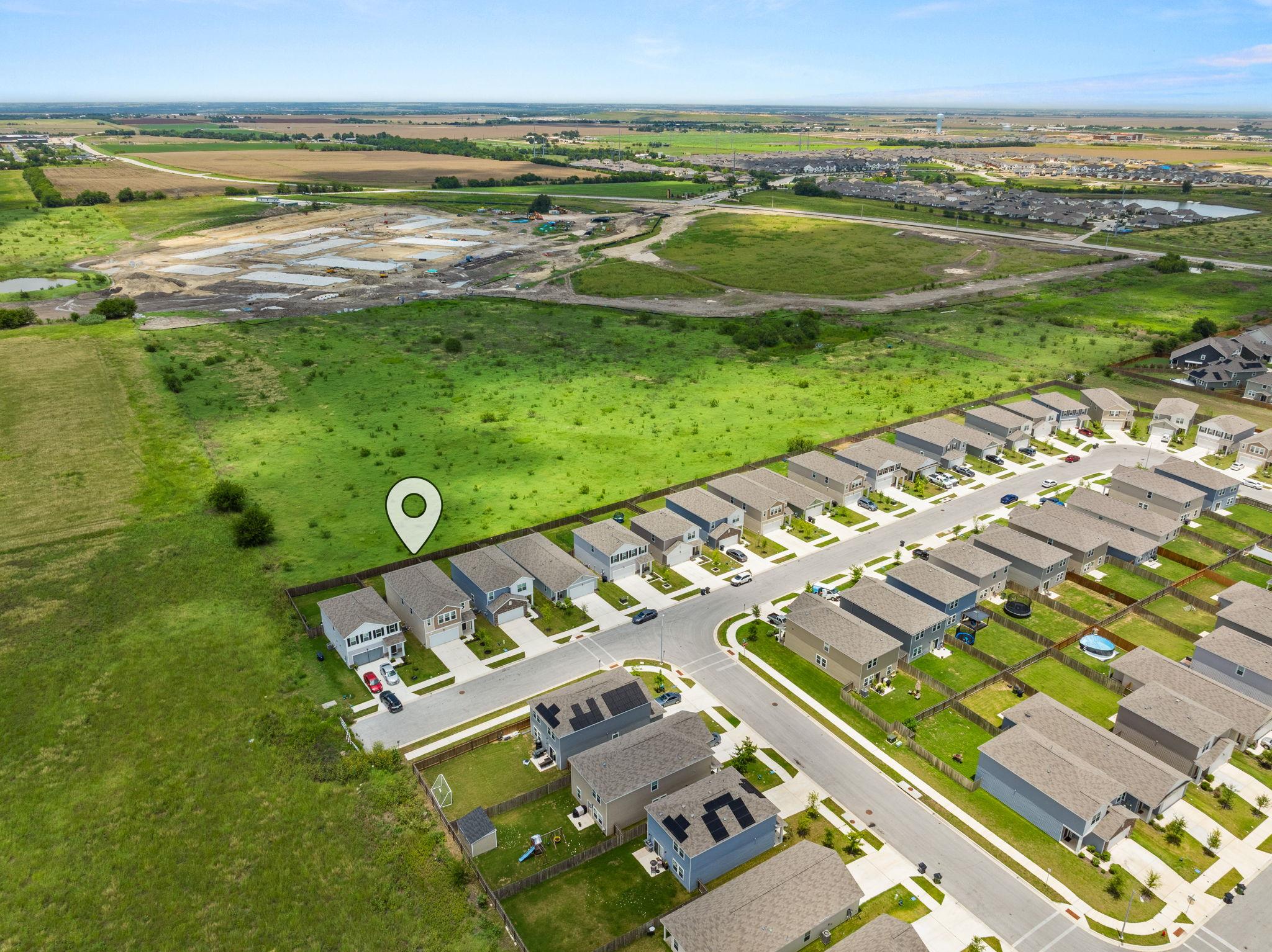 704 Gemsbok Dr, Hutto, TX 78634