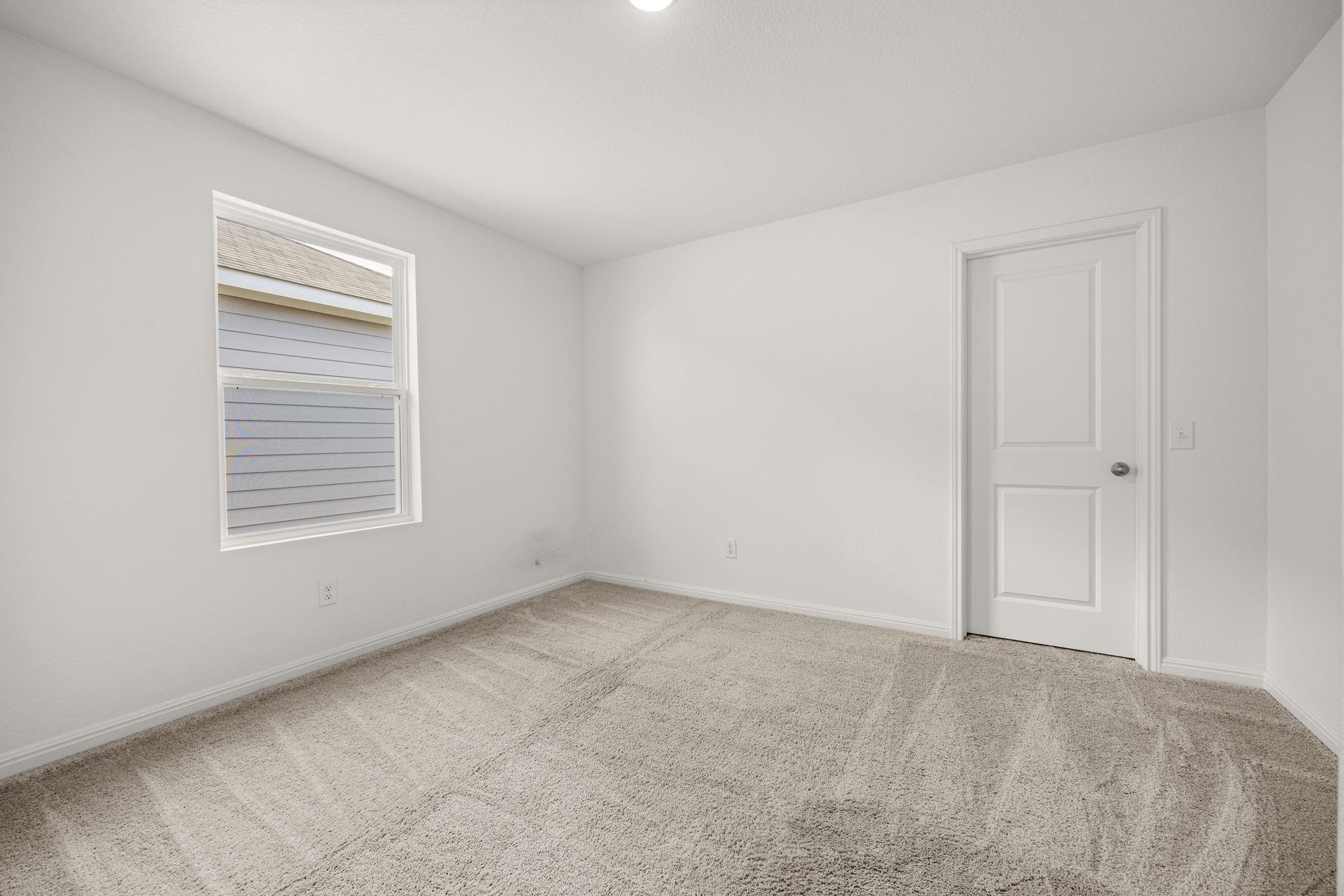 704 Gemsbok Dr, Hutto, TX 78634