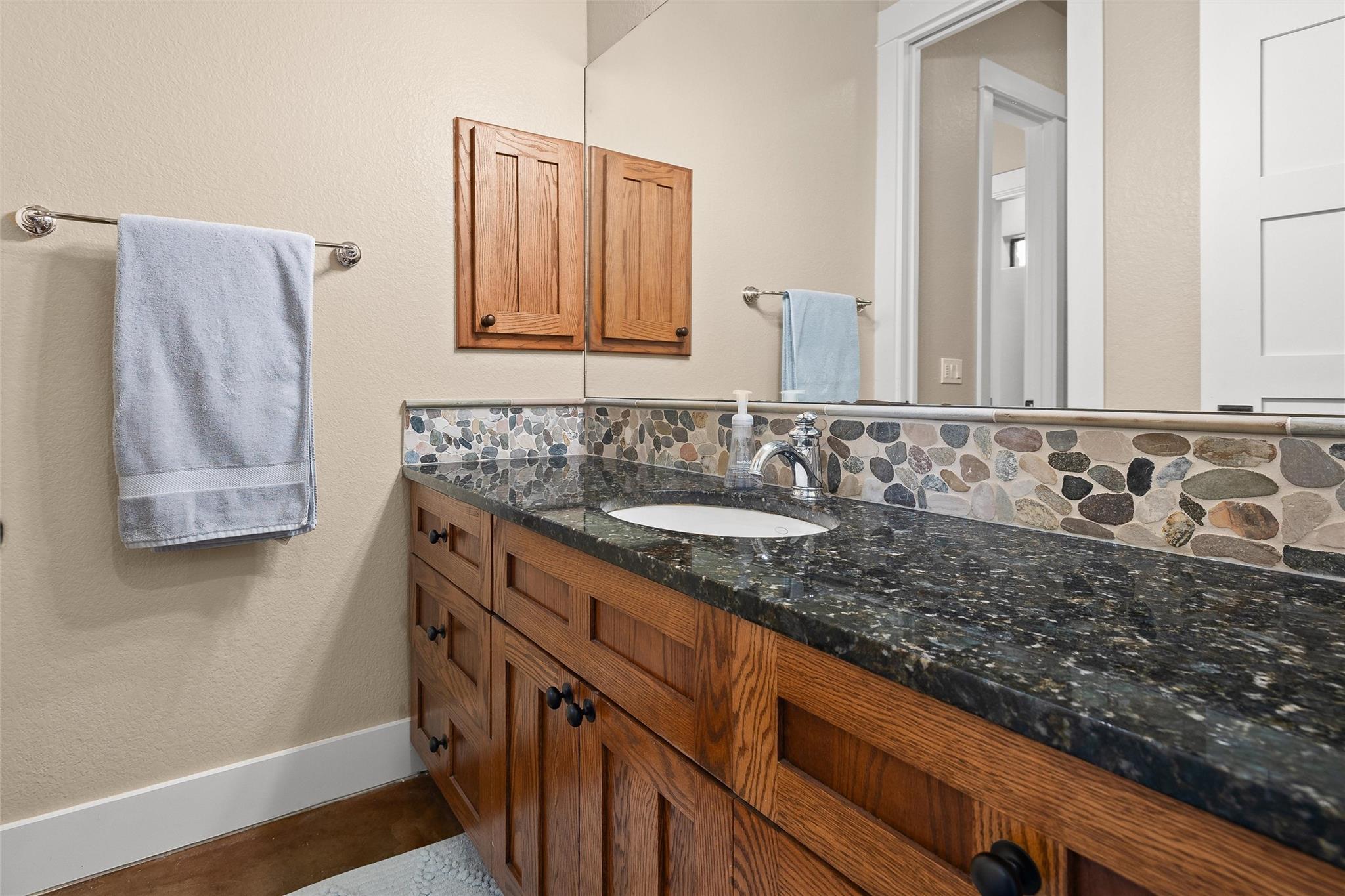 8500 Young Ln, Austin, TX 78737