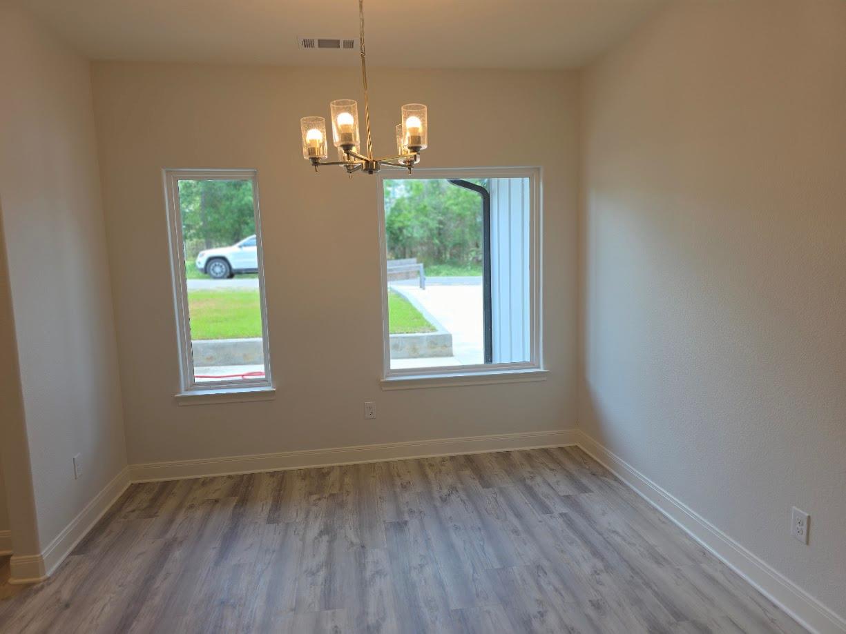 110 E Kikipua Ln, Bastrop, TX 78602