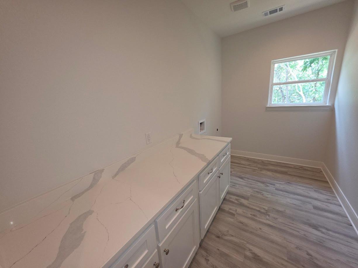 110 E Kikipua Ln, Bastrop, TX 78602