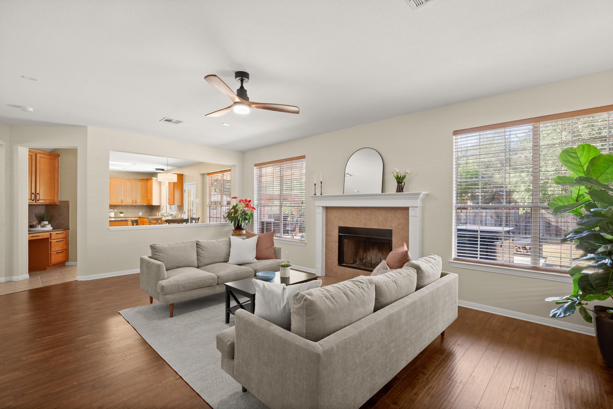 807 Lone Buck Pass, Cedar Park, TX 78613