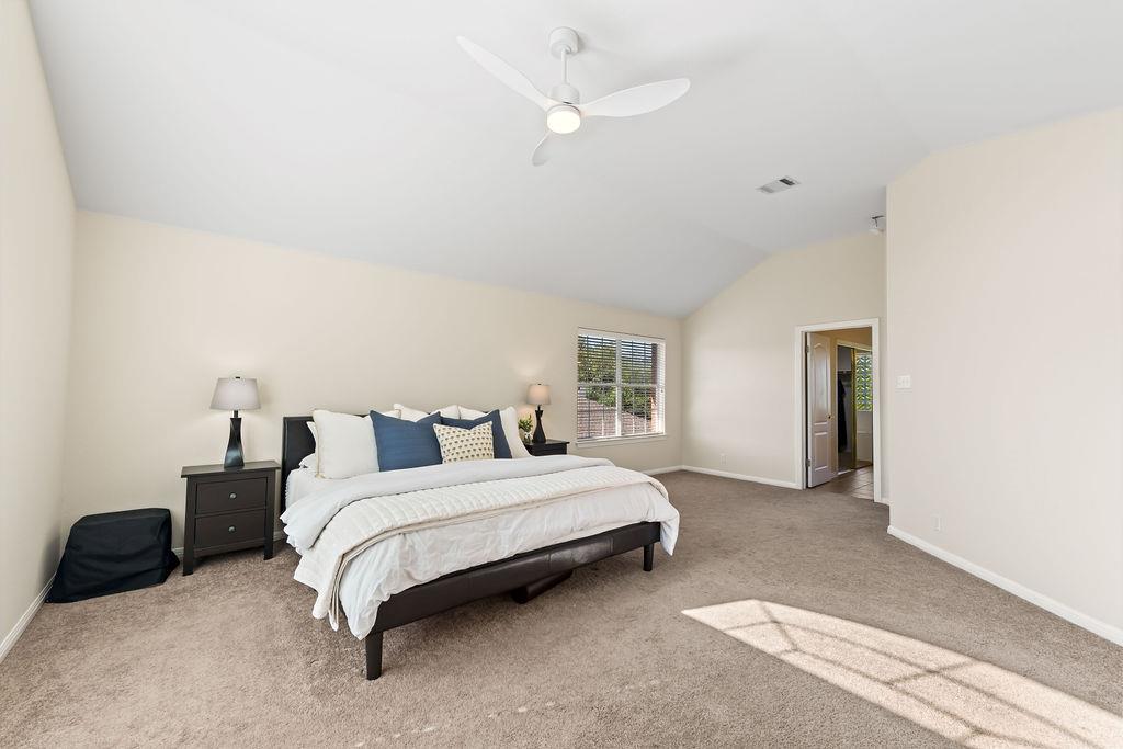 807 Lone Buck Pass, Cedar Park, TX 78613