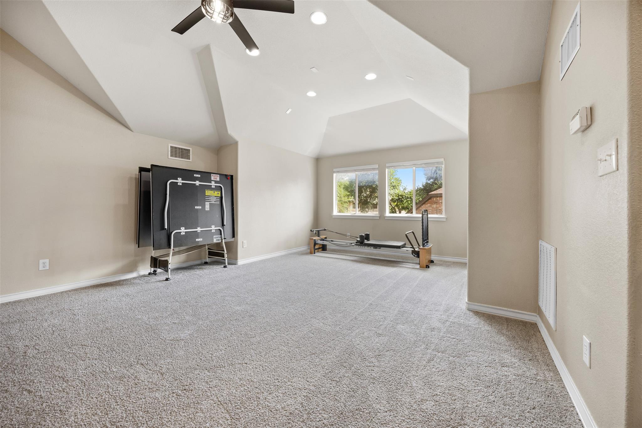 2925 Plantation Dr, Round Rock, TX 78681