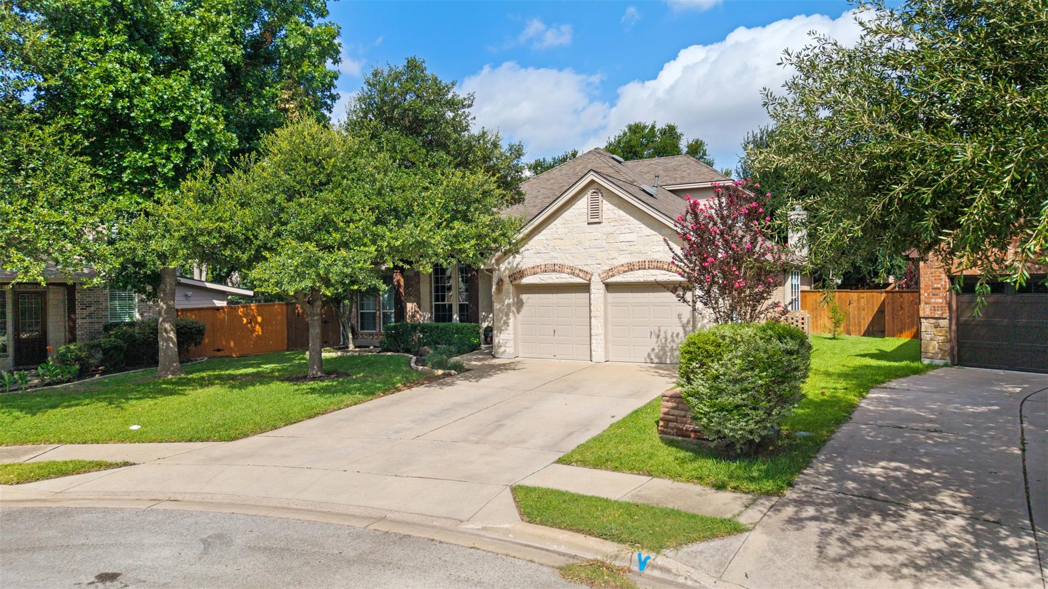 2925 Plantation Dr, Round Rock, TX 78681