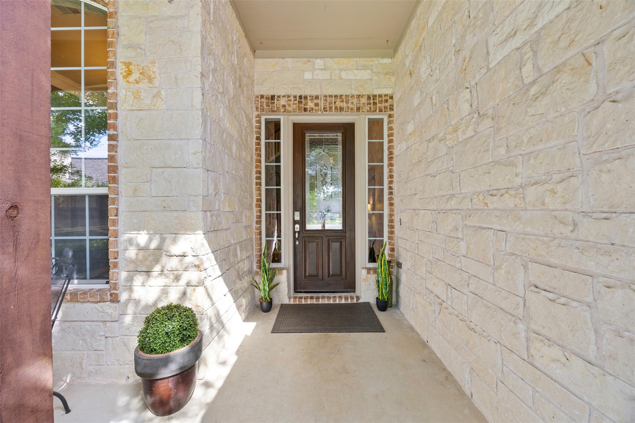 2925 Plantation Dr, Round Rock, TX 78681