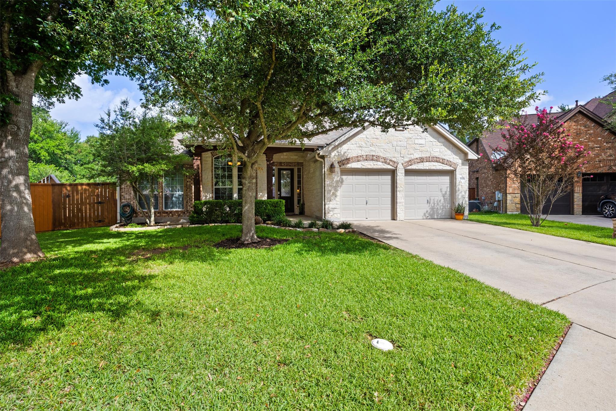 2925 Plantation Dr, Round Rock, TX 78681