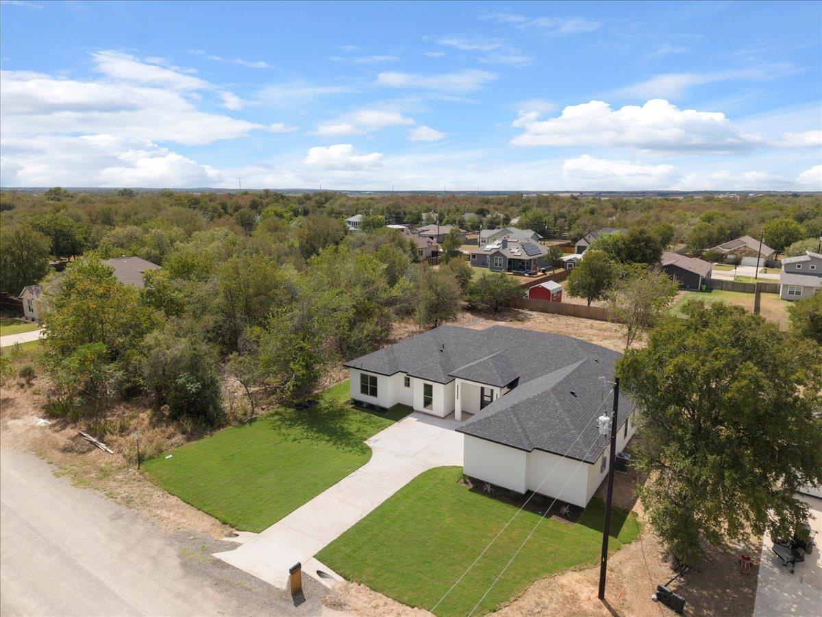 131 Koele Ct, Bastrop, TX 78602