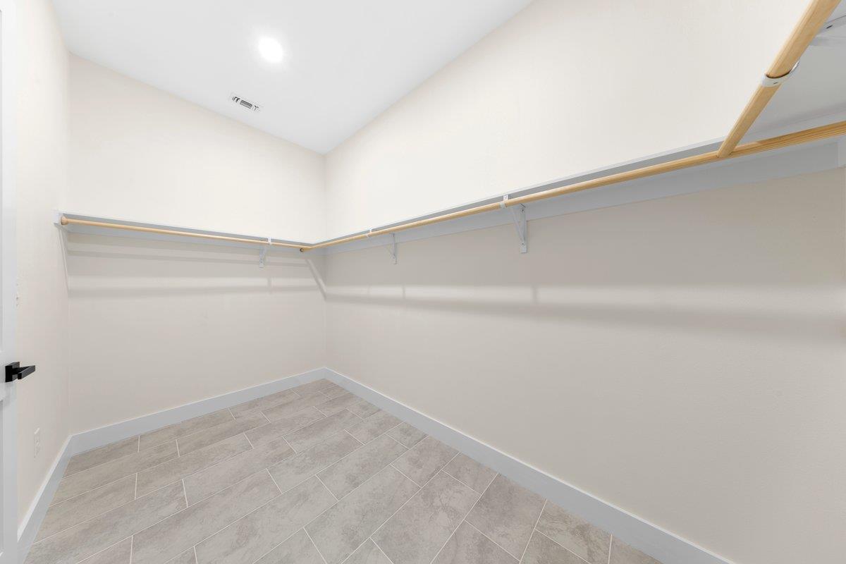 131 Koele Ct, Bastrop, TX 78602