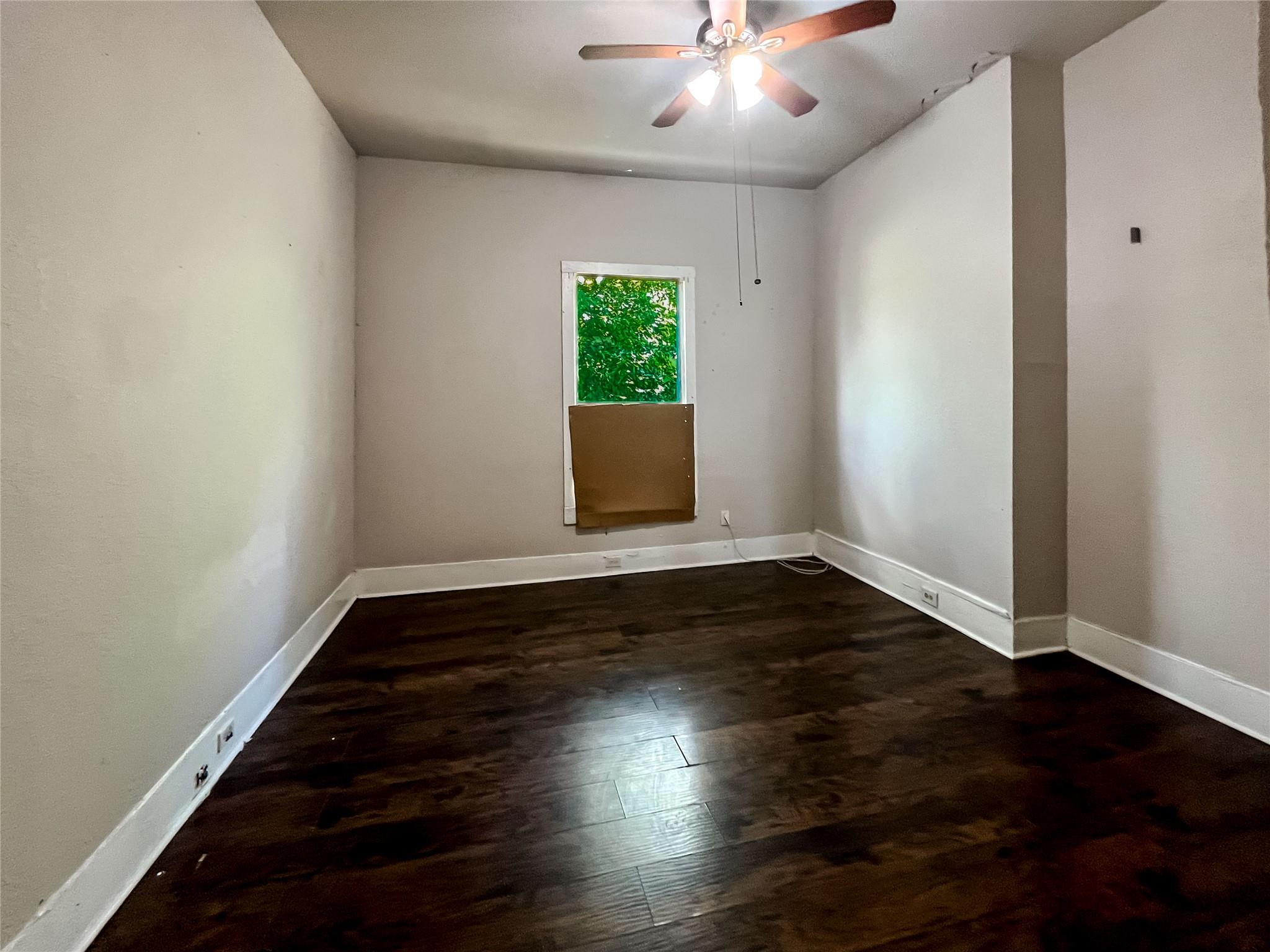 1216 Delaware St, San Antonio, TX 78210