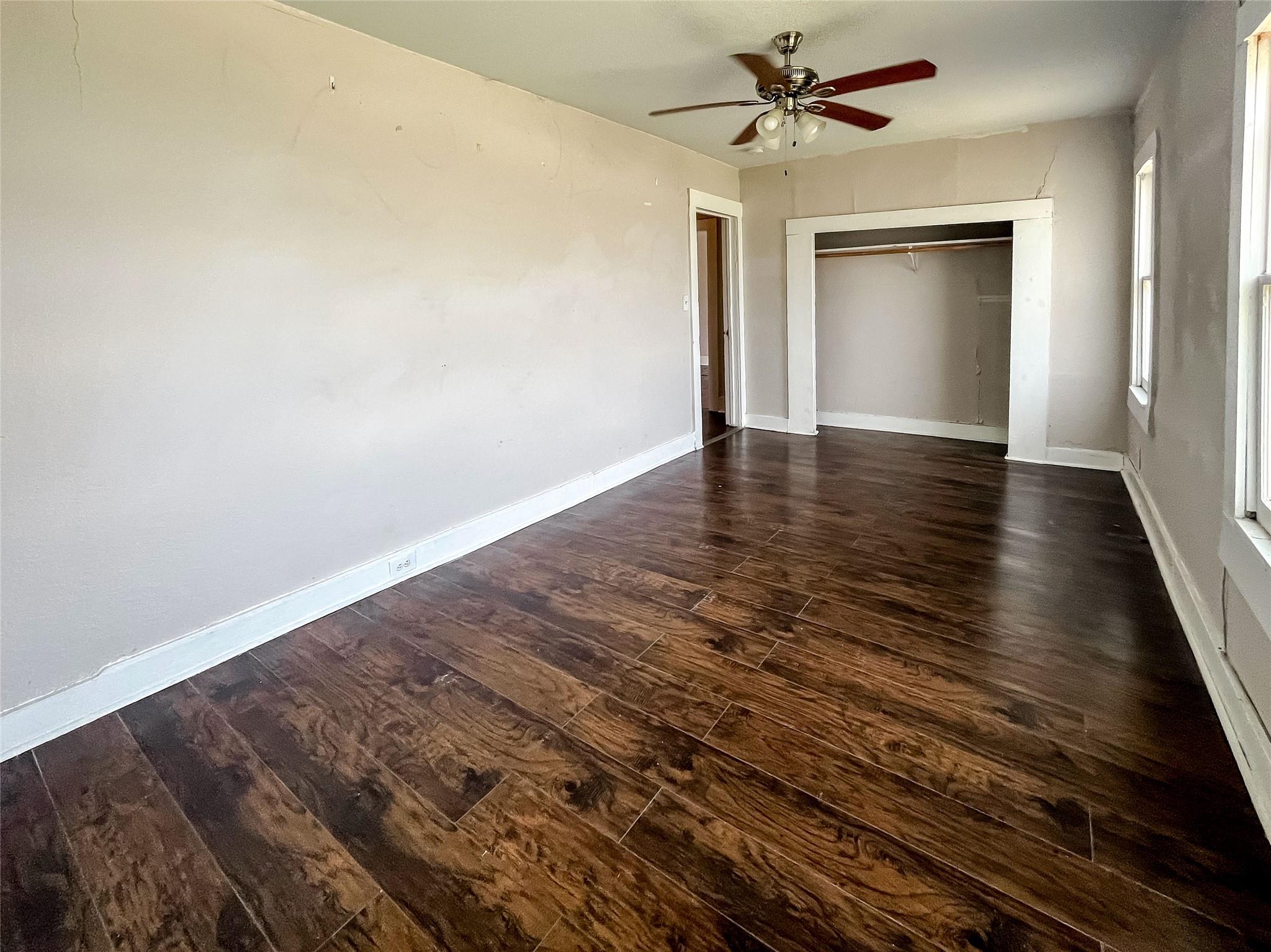 1216 Delaware St, San Antonio, TX 78210
