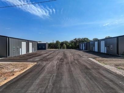 12500 S US Hwy 183 Highway # B, Luling, TX 78648