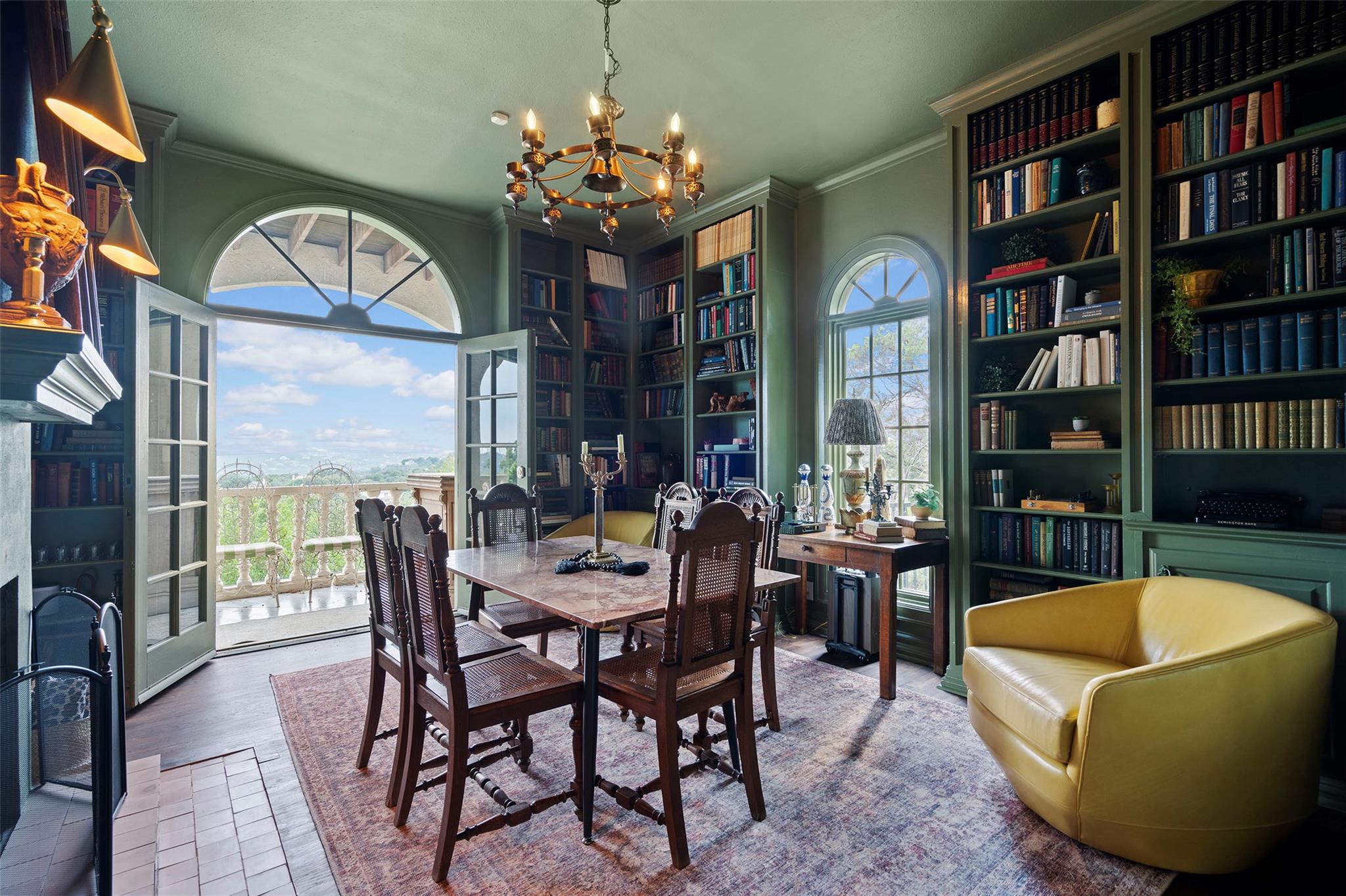 6203 Ledge Mountain Dr, Austin, TX 78731