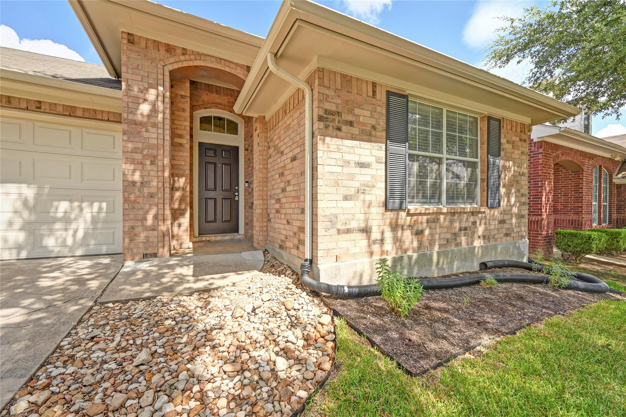 1691 Stone Rim Loop, Buda, TX 78610