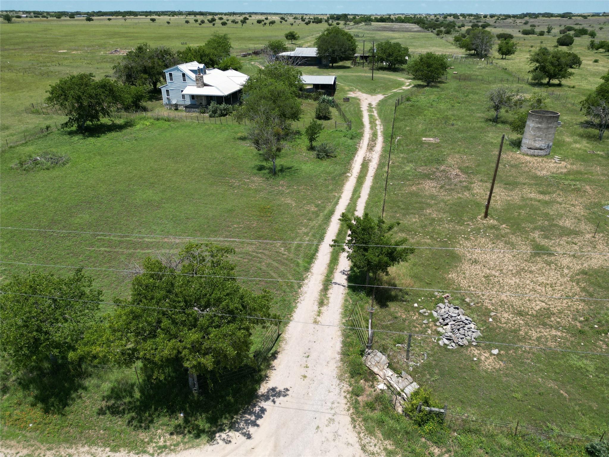 1720 County Road 276, Bertram, TX 78605
