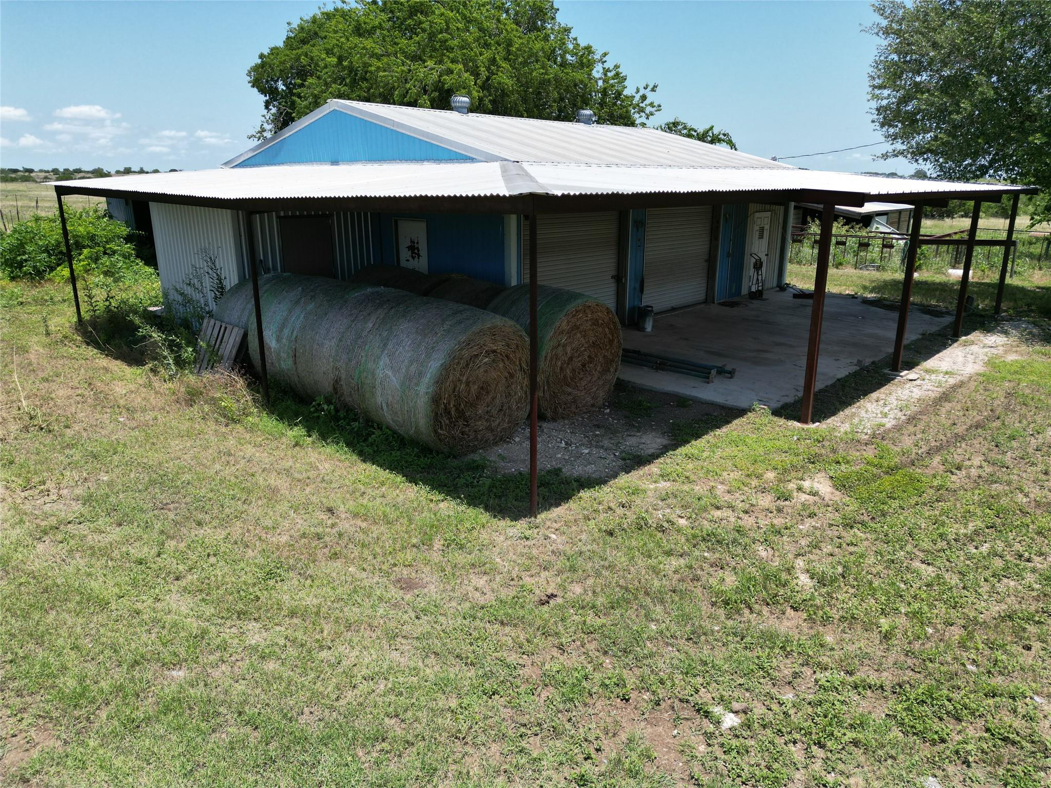 1720 County Road 276, Bertram, TX 78605