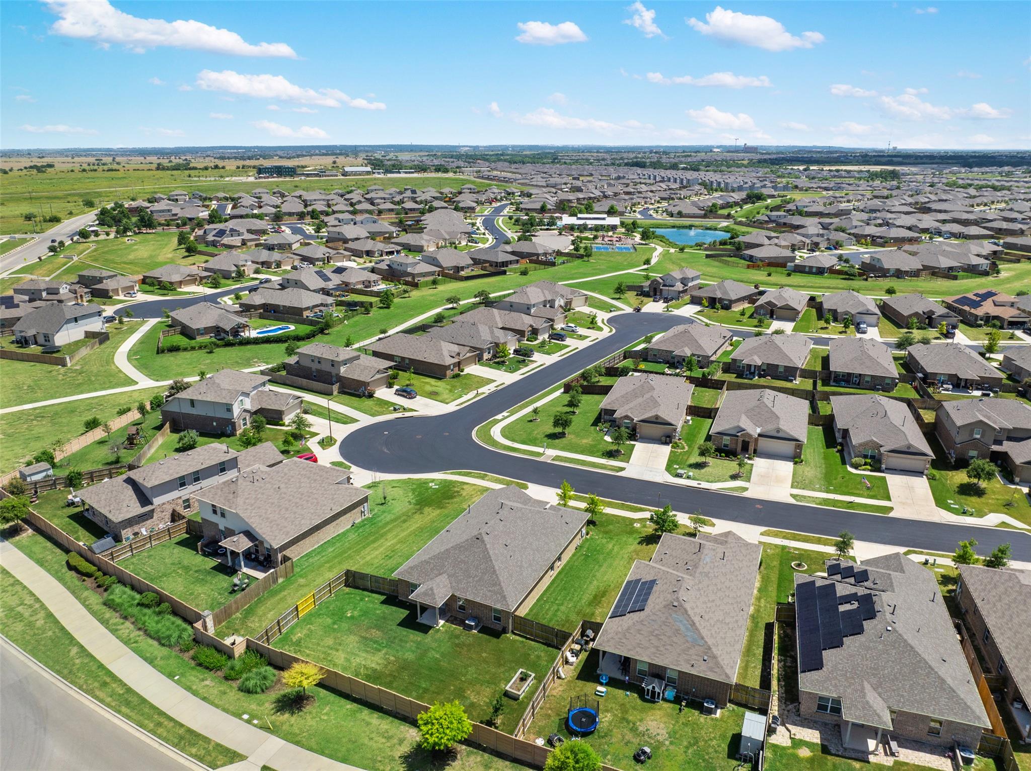 316 Shiner Ln, Georgetown, TX 78626