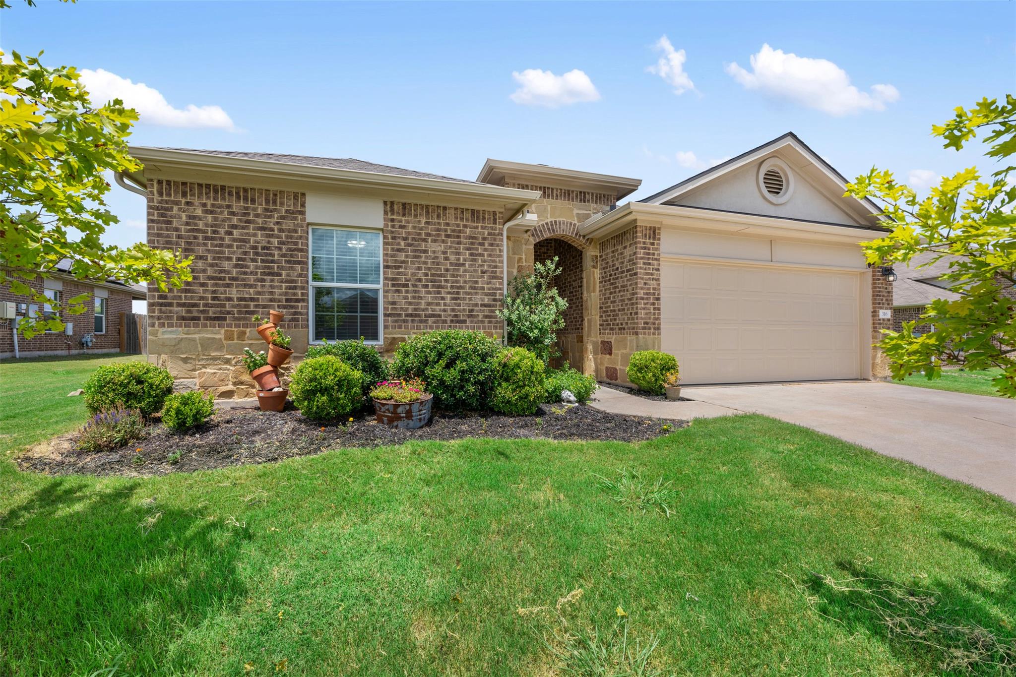 316 Shiner Ln, Georgetown, TX 78626