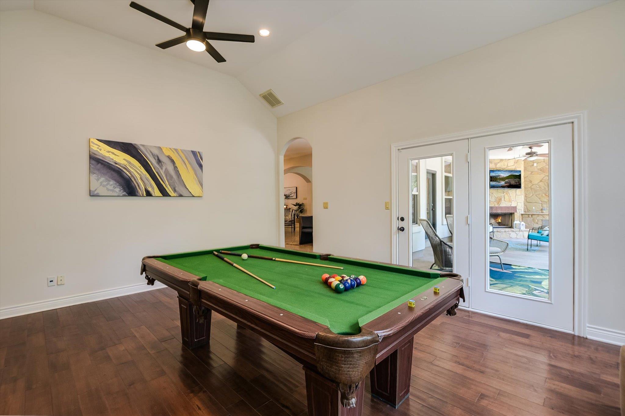 524 Highland Spring Ln, Georgetown, TX 78633