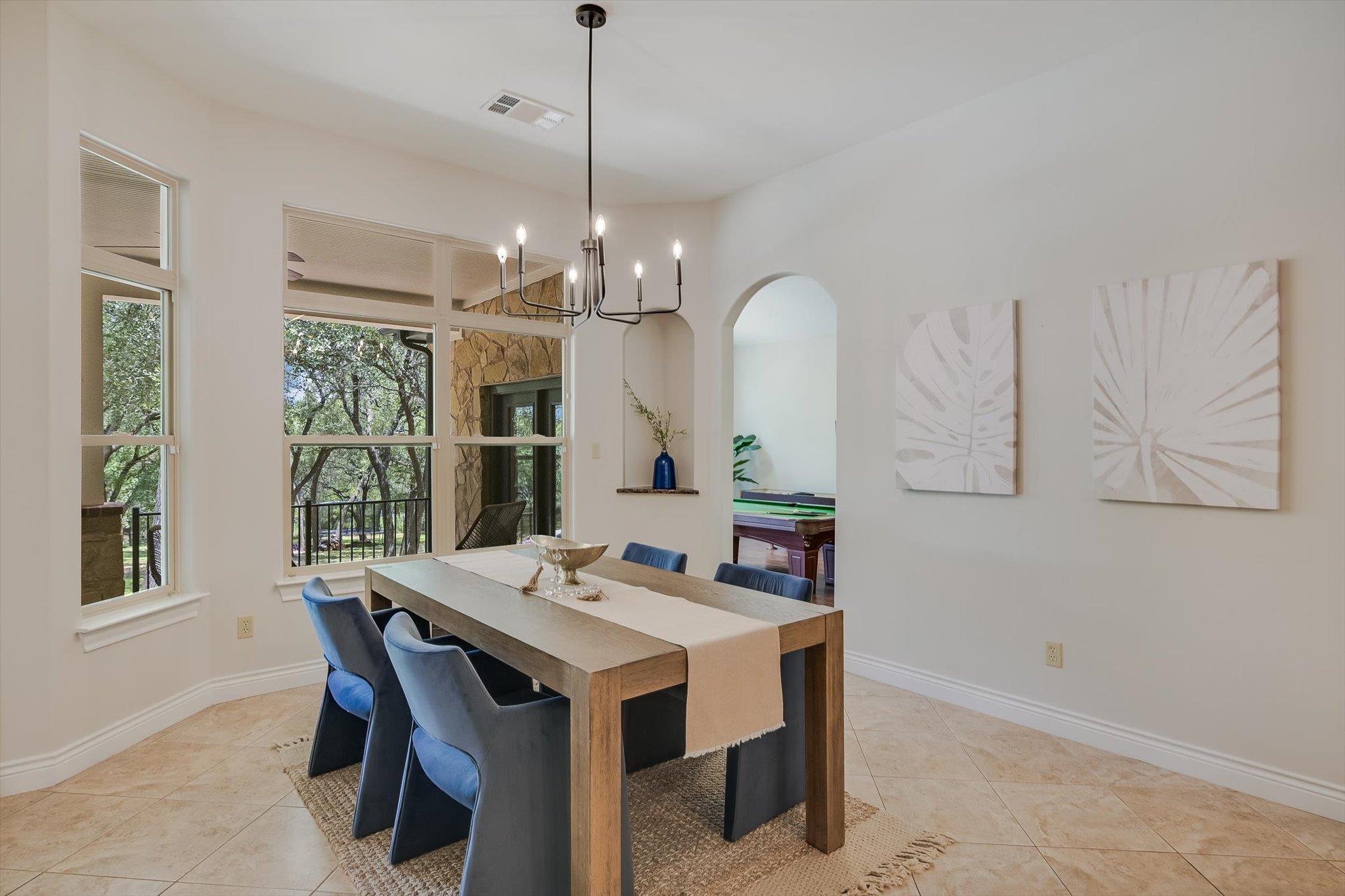 524 Highland Spring Ln, Georgetown, TX 78633