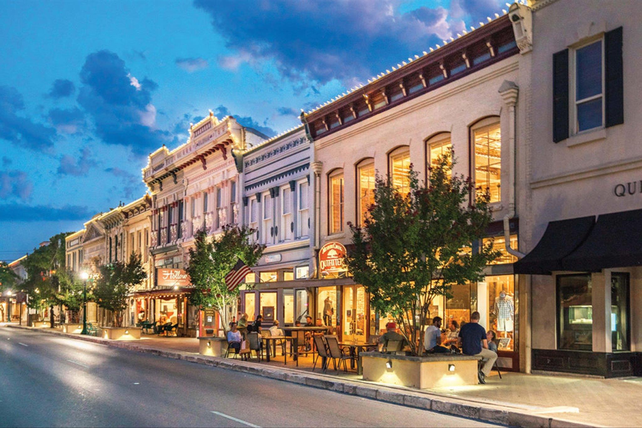 524 Highland Spring Ln, Georgetown, TX 78633