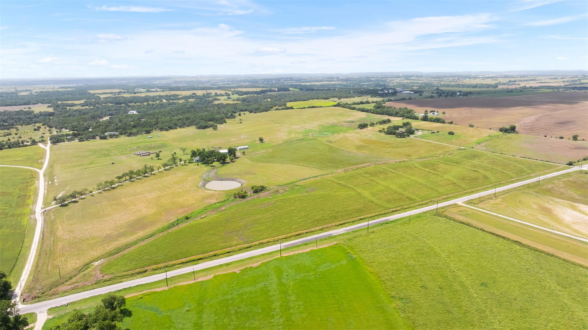 100 Rundberg Dr, Jarrell, TX 76537