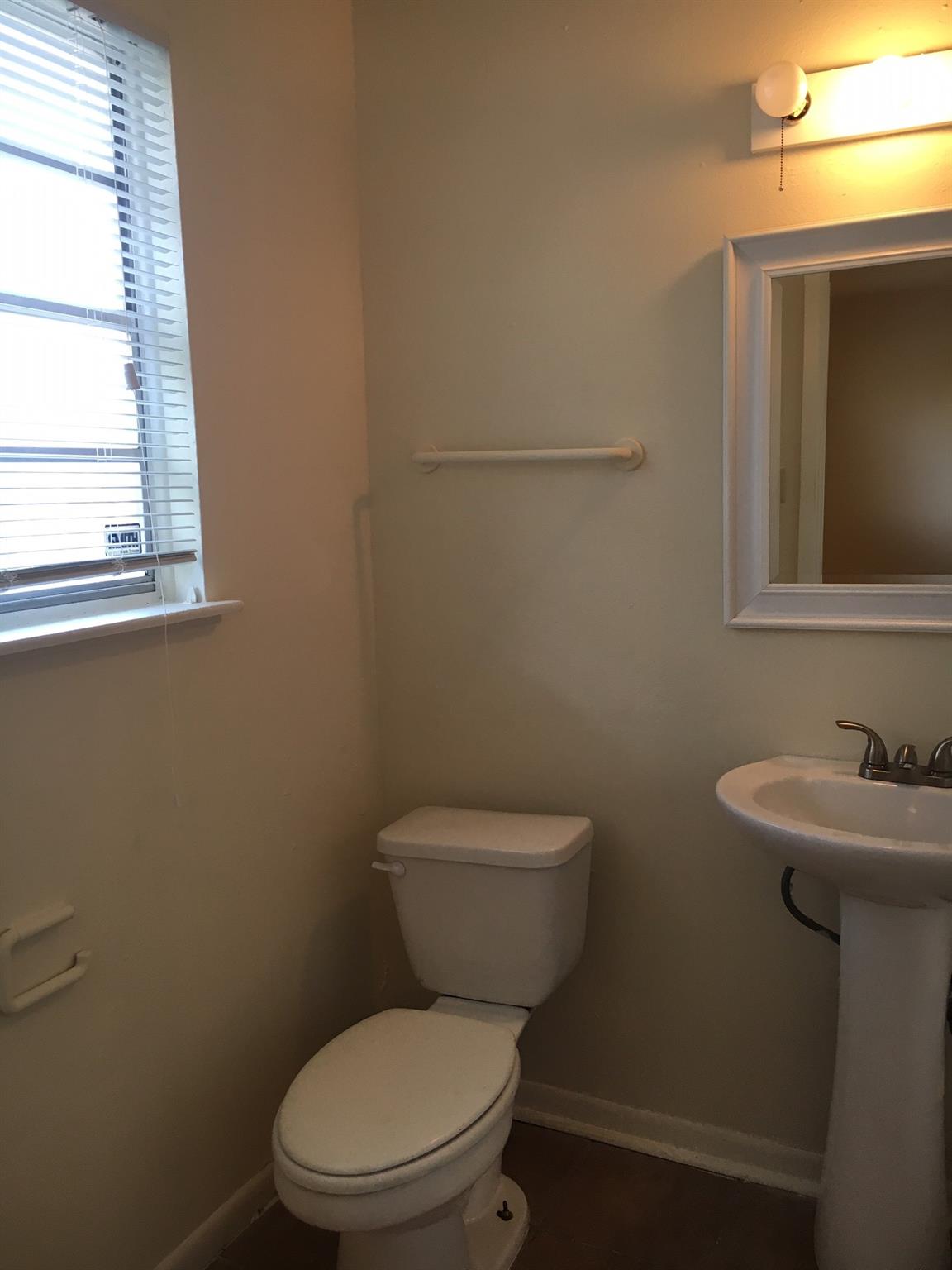 5213 Joe Sayers Ave # 6, Austin, TX 78756