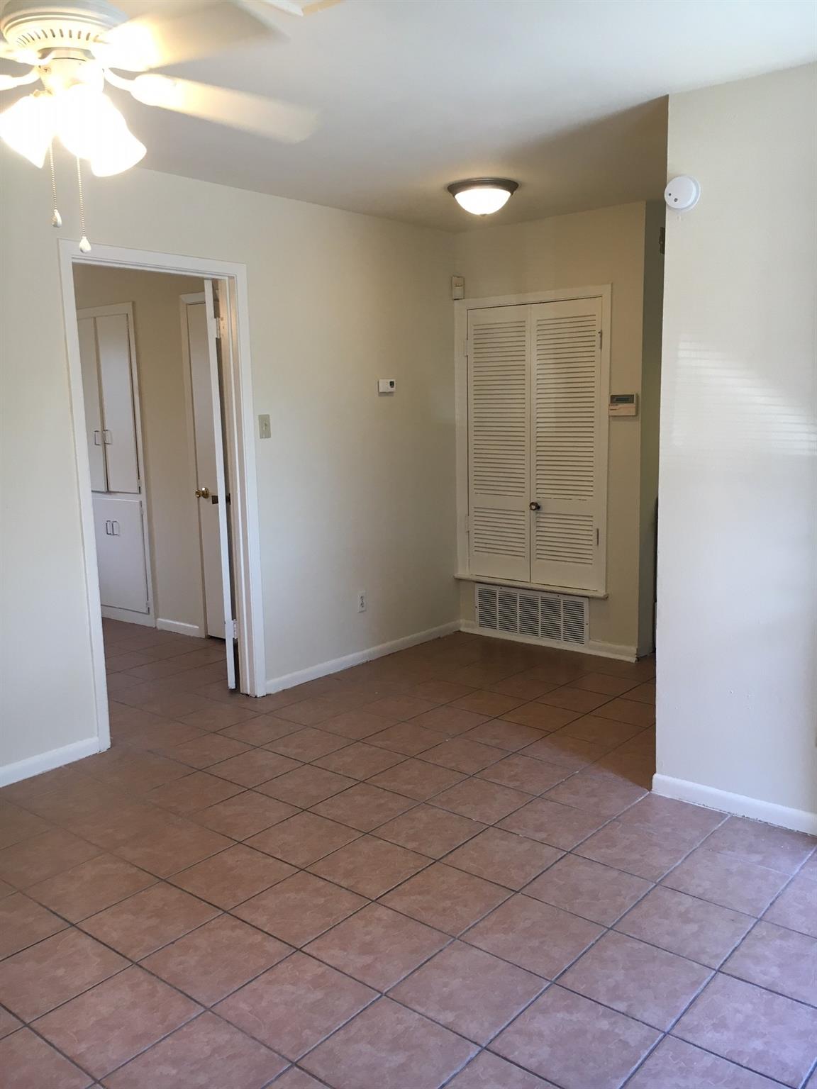 5213 Joe Sayers Ave # 6, Austin, TX 78756
