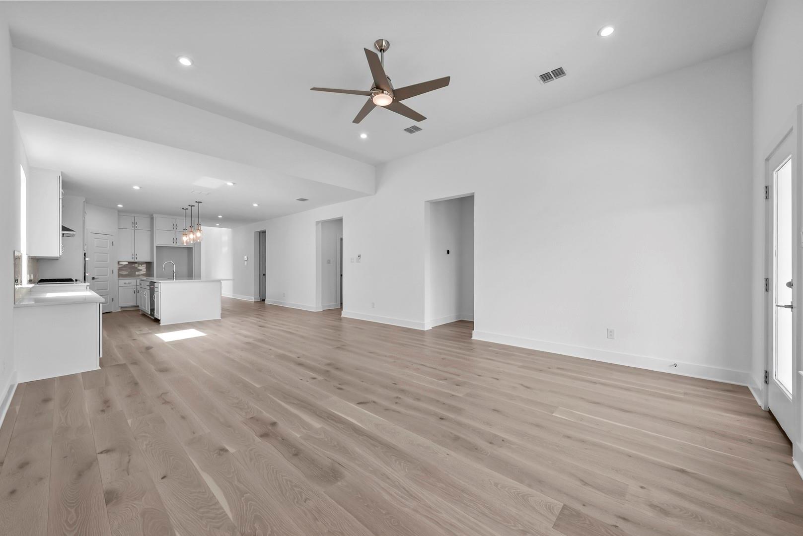 1916 Montella Way, Leander, TX 78641