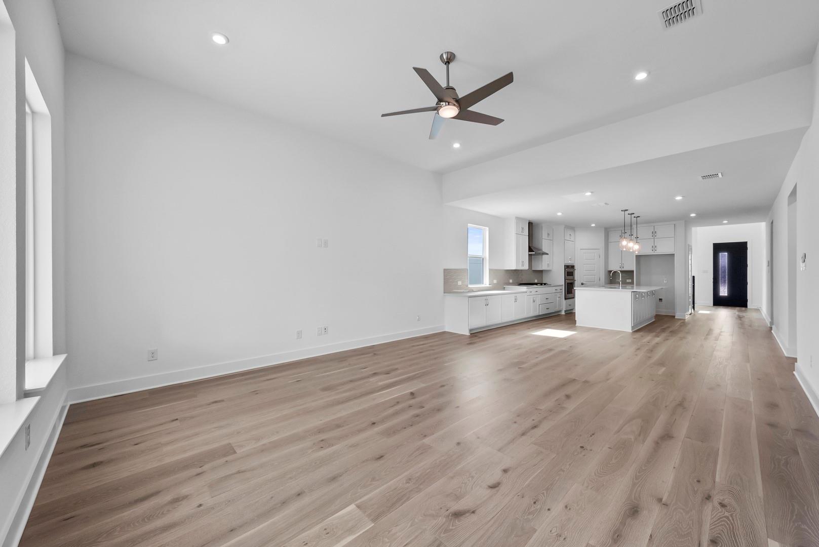 1916 Montella Way, Leander, TX 78641