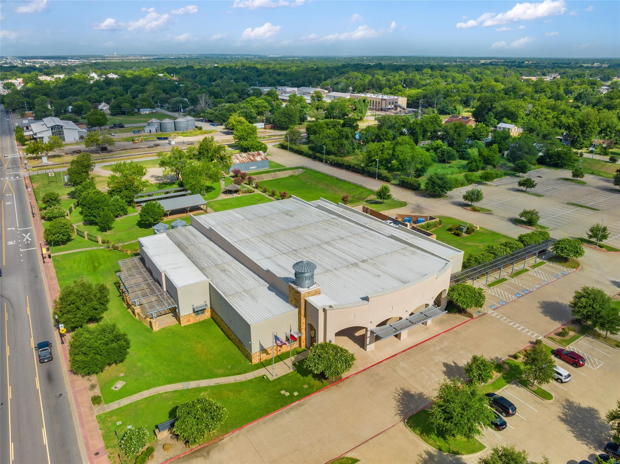 1409 Chestnut St, Bastrop, TX 78602