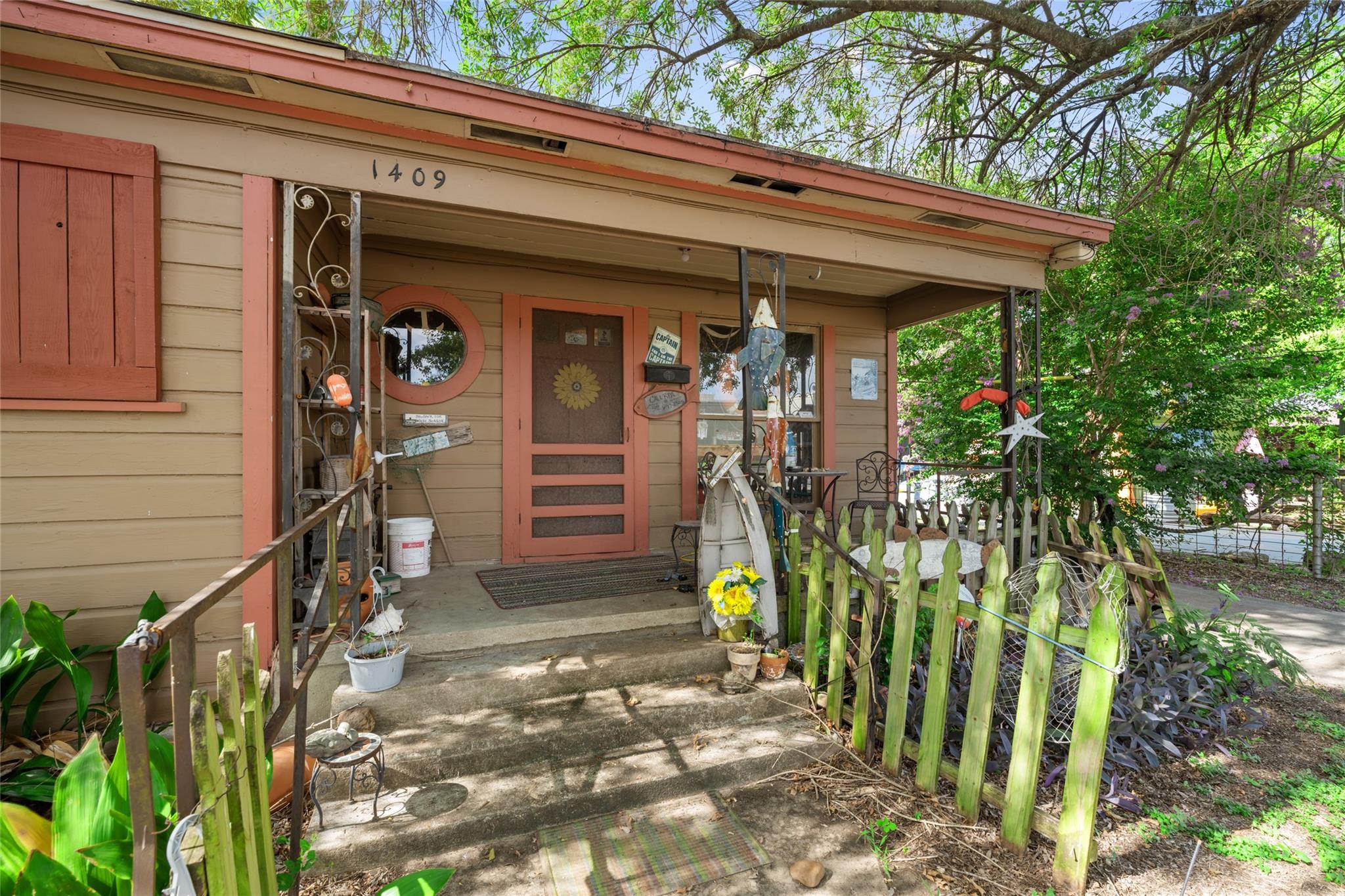 1409 Chestnut St, Bastrop, TX 78602