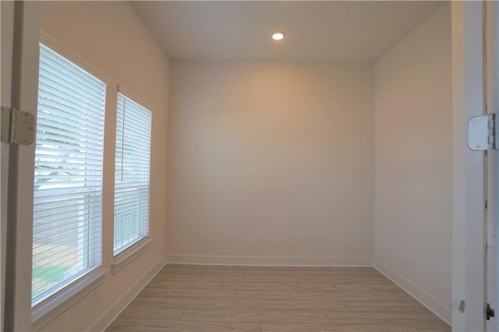 621 PINNACLE VIEW Dr, Georgetown, TX 78628